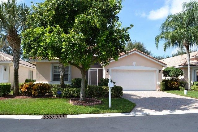 1st image of 12077 Cortina Dr