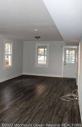 5th image of 32 Saint James Pl