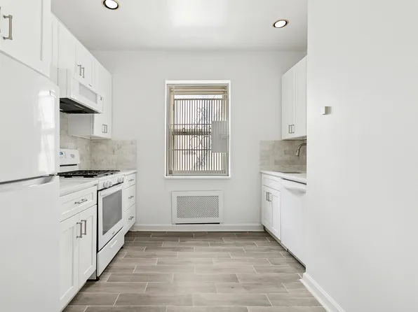 57 West 58th Street image 3 of 4
