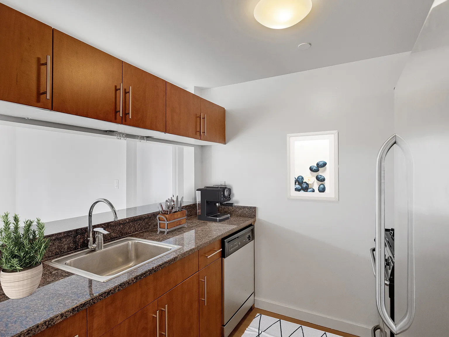 260 West 54th Street — Photo 3
