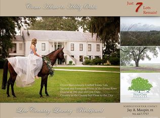 2086 Grove Point Rd, Savannah, GA 31419