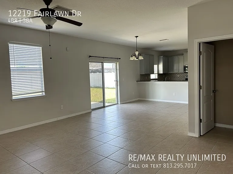 12219 Fairlawn Dr — Photo 6
