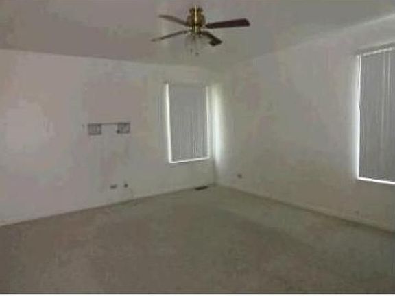 5th image of 640 Jenna Dr