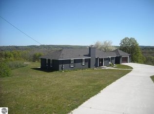 7308 Severence St, Benzonia, MI 49616