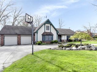 3606 Dover Center Rd, Westlake, OH 44145