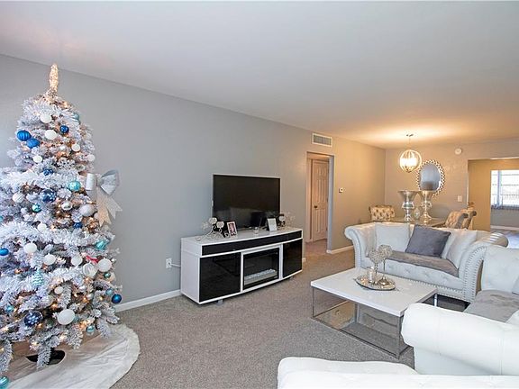 3rd image of 955 51st St N APT 207