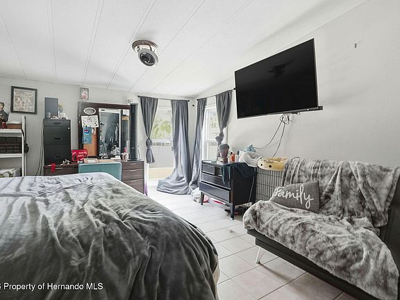 4th image of 8604 Cameo Dr