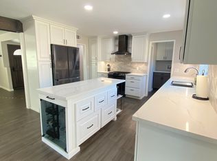 3148 Waco Ave, Simi Valley, CA 93063