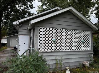 3517 Fern Ave, Burton, MI 48529