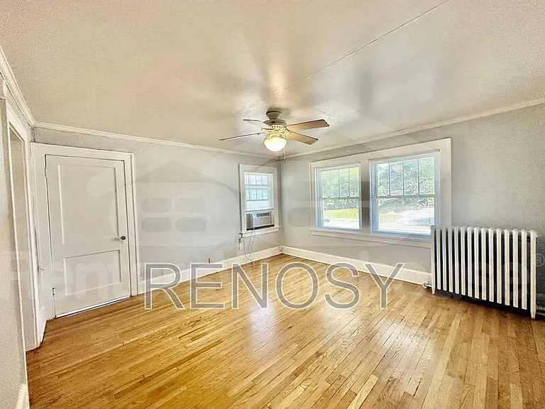 2300 Beaver Ave #4 — Photo 1
