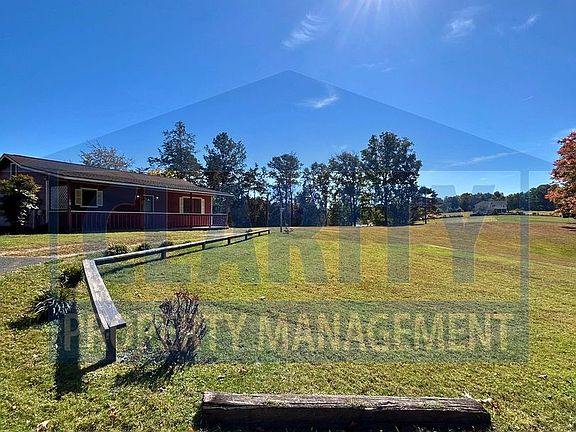 3rd image of 274 Jenkins Rd NE