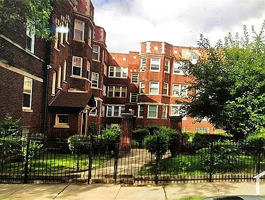 6634 S Greenwood Ave #3B