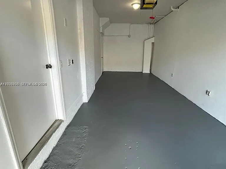1002 Belmont Ln #1002 — Photo 12