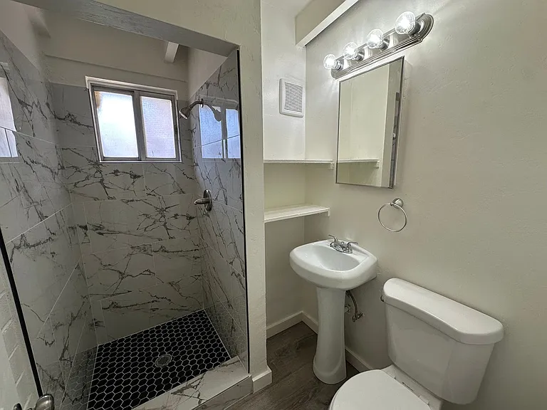 1022 N Palo Verde Blvd — Photo 8