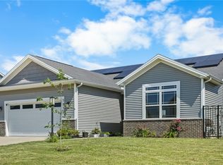 1012 Declaration Dr, Savoy, IL 61874