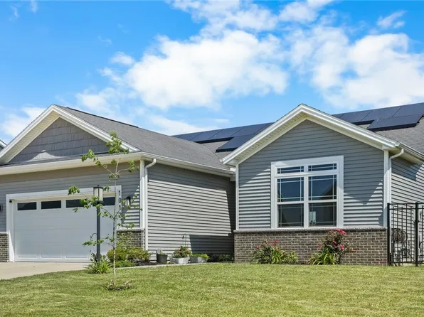 1012 Declaration Dr, Savoy, IL 61874