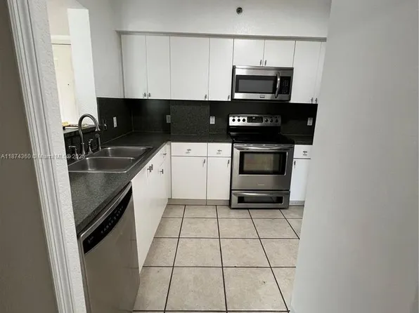 9300 Fontainebleau Blvd #E101, Miami, FL 33172