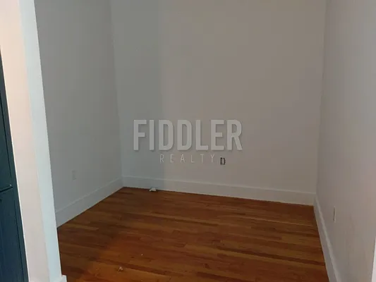 Rented by Fiddler Realty | media 15