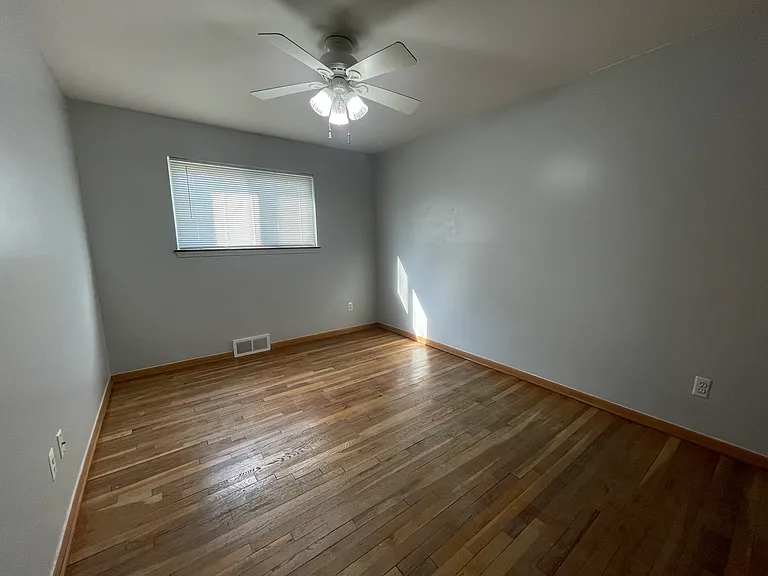 28439 Wexford Dr — Photo 19