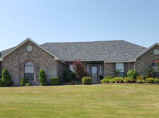1561 Twin Spires Trl, Guthrie, OK 73044