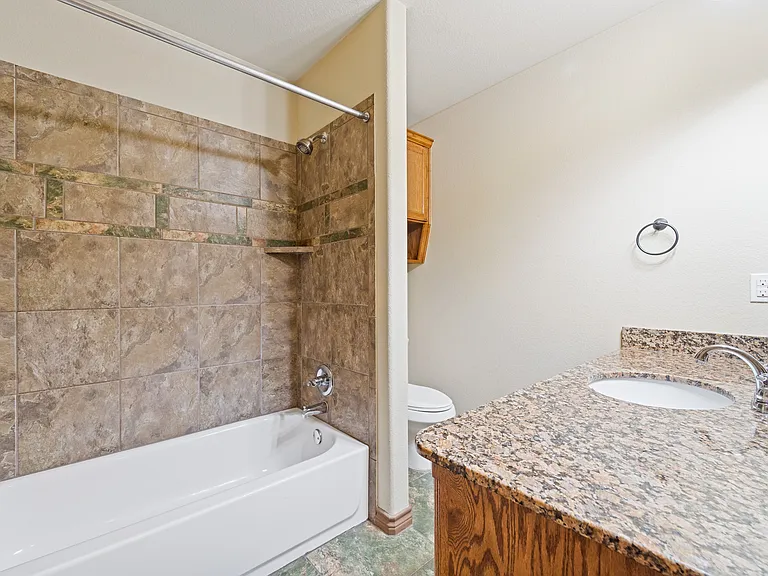 700 Cosper Creek Dr — Photo 23