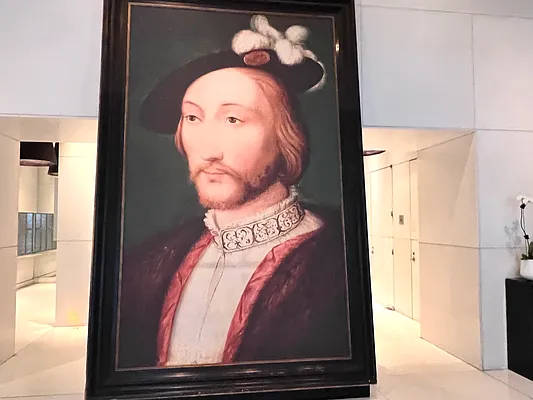 Sold by New Heights Realty | media 32