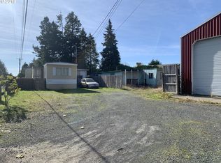 69114 Wildwood Rd, North Bend, OR 97459