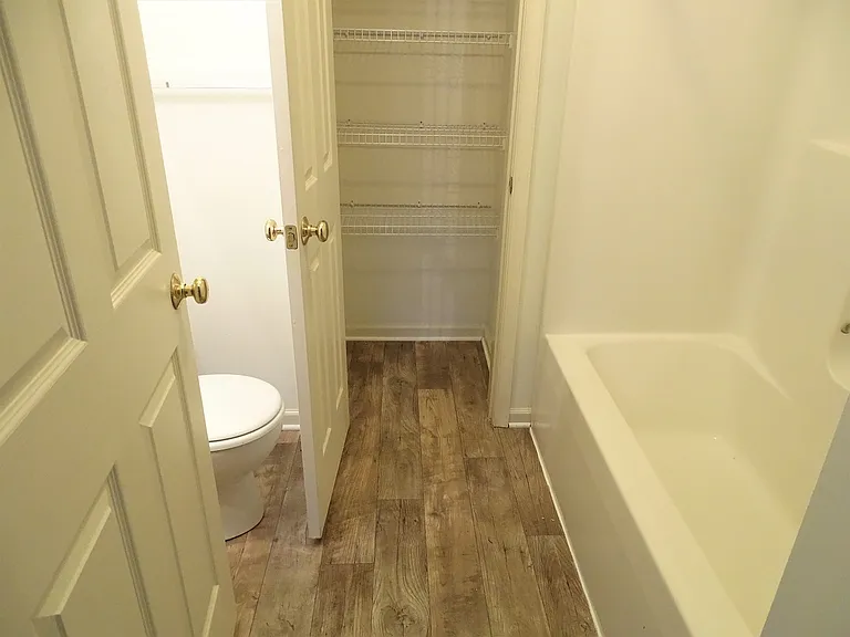 1228 Hammon Ave — Photo 16