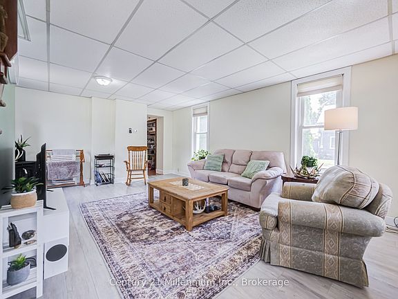 4th image of 411 Taylor St