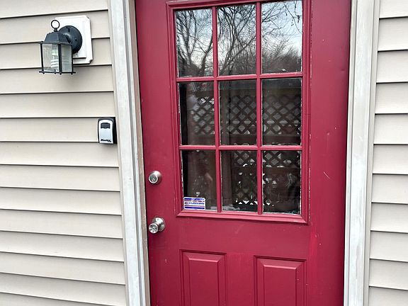 4th image of 451 E Brandeis Ave #2