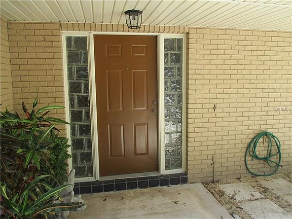2nd image of 1732 Lagoon Ct