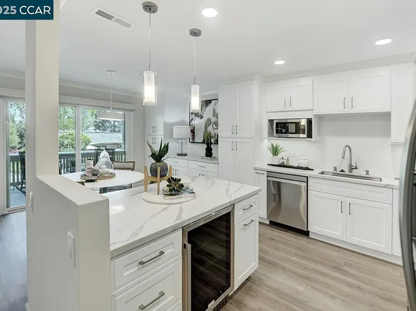 1459 Rockledge Ln APT 4, Walnut Creek, CA 94595