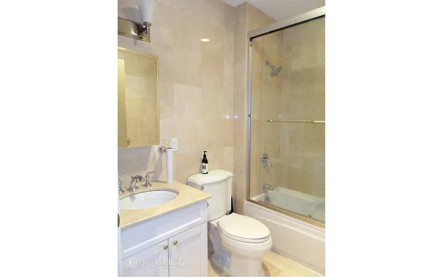 Rented by Douglas Elliman | media 15