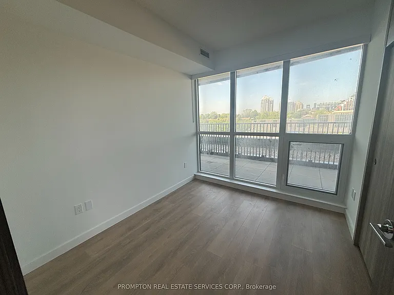 75 Billes Hts #802 — Photo 16