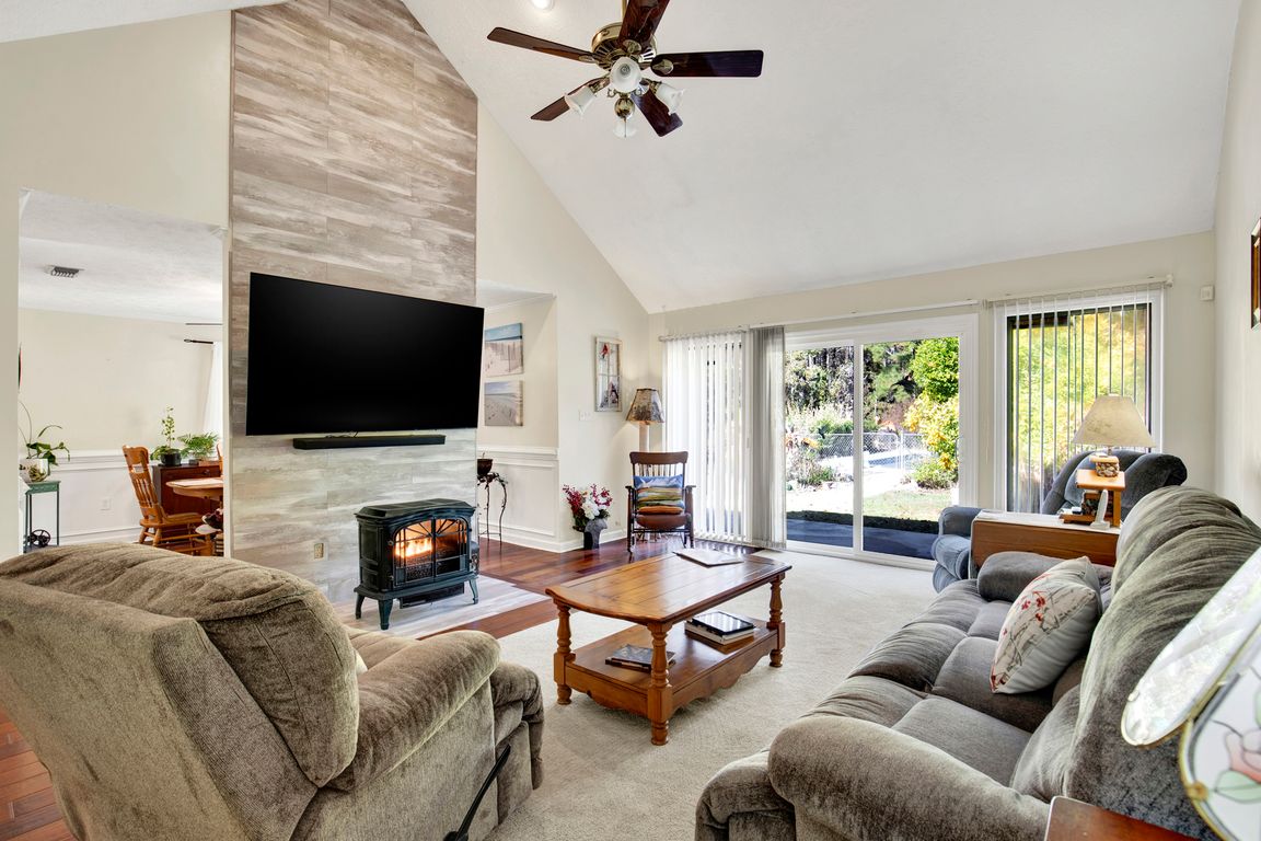 next background image