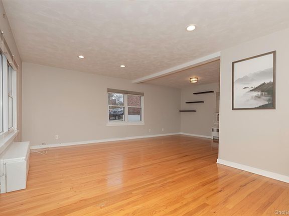 2nd image of 6 Peck #61B