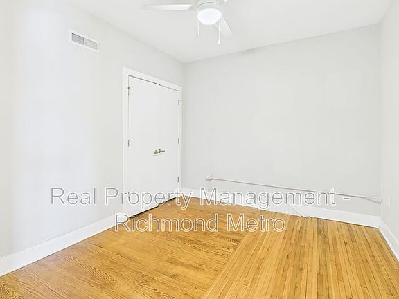 4th image of 2022 E Broad St #201