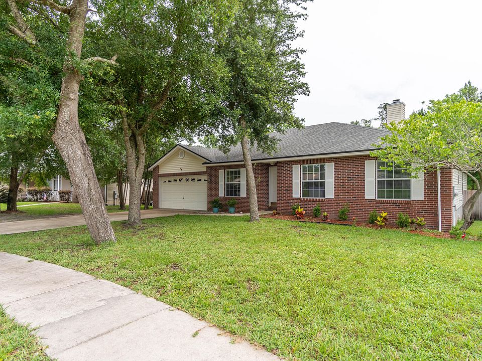 1st image of 1438 Lindsey Crossing Dr