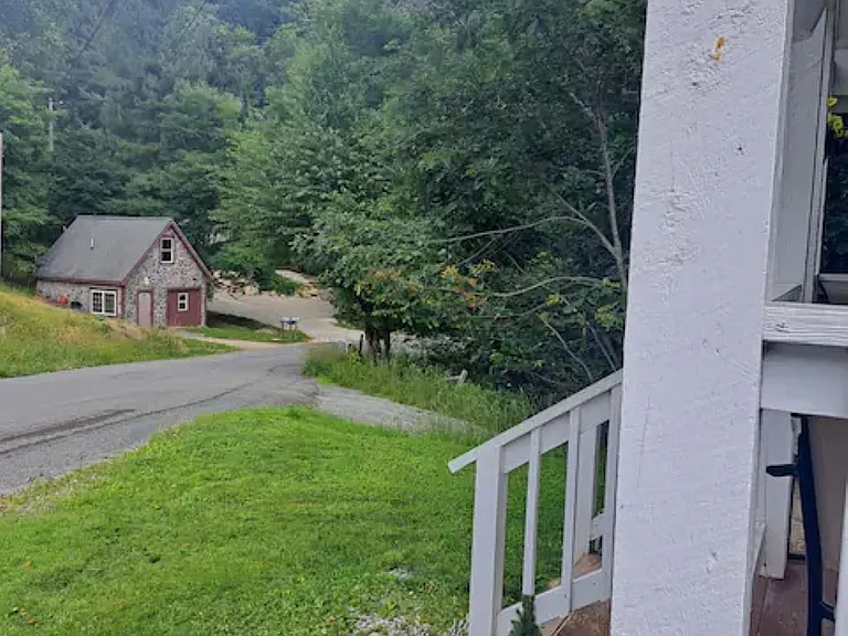 Gilliam Rd — Photo 2