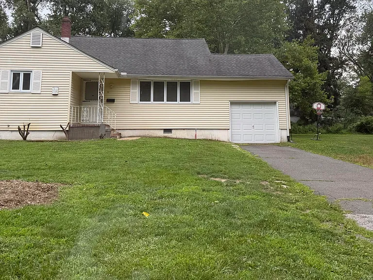 71 Bethany Rd — Photo 1