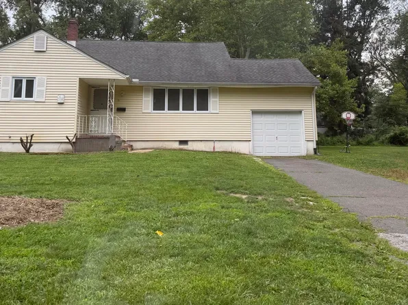 71 Bethany Rd, Holmdel, NJ 07733