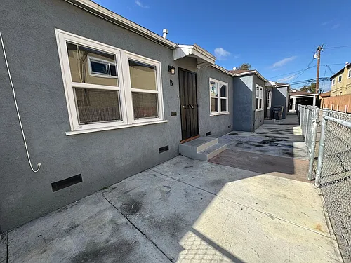 3569 Mulford Ave Photo 1