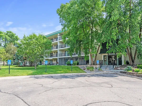 10511 Cedar Lake Rd APT 514, Minnetonka, MN 55305