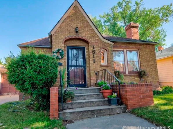 1511 Rainbow Ave, Laramie, WY 82070