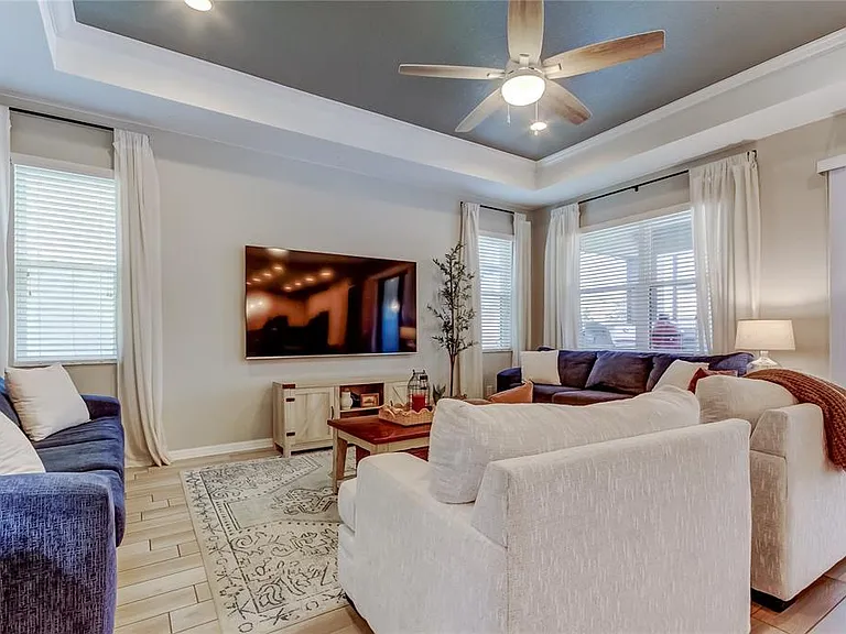 12303 Corkfield Ln — Photo 10