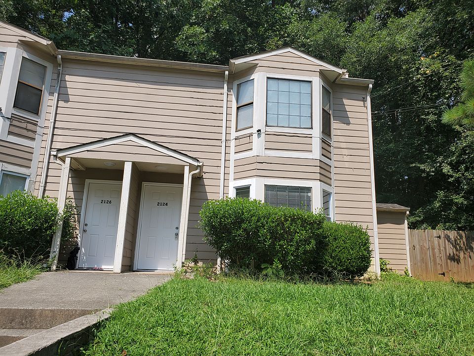 1st image of 2124 Valley Oaks Dr SE