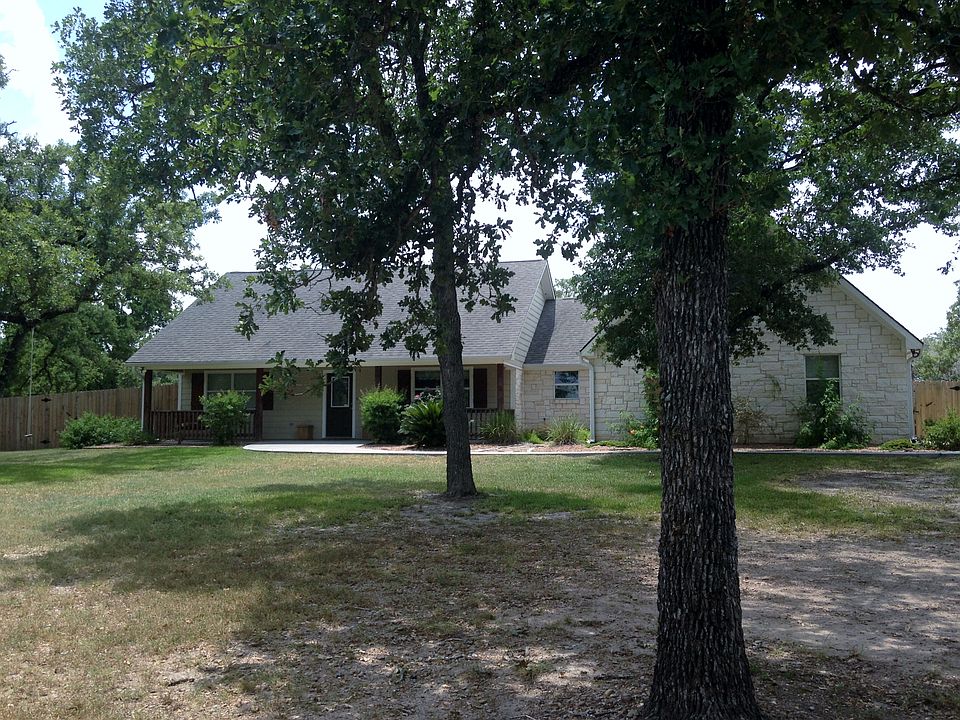 1st image of 1028 Konetzke Ln