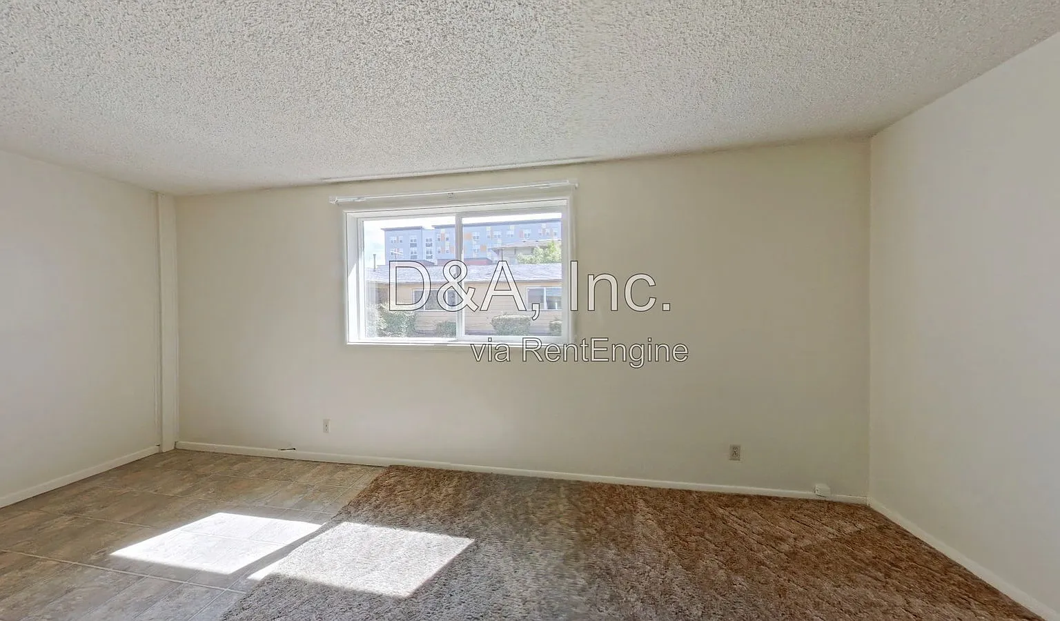 1 bed, 1.0 bath, $1,100 — Photo 2