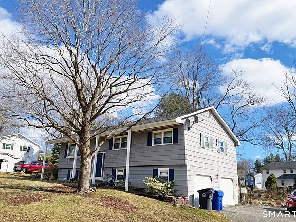 3rd image of 271 Meadowview Drive