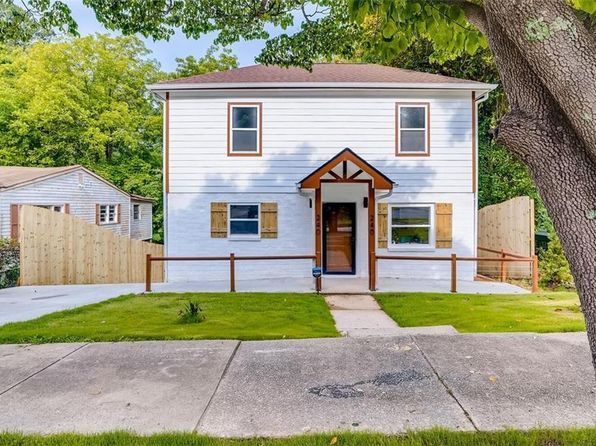 240 Holly Rd NW